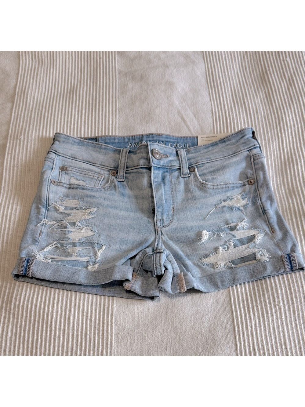 American Eagle Outfitters Midi Next Level Stretch Ripped Jean Shorts Size 2 NWT